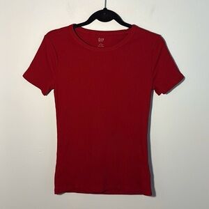 GAP SHORT SLEEVE TOP
